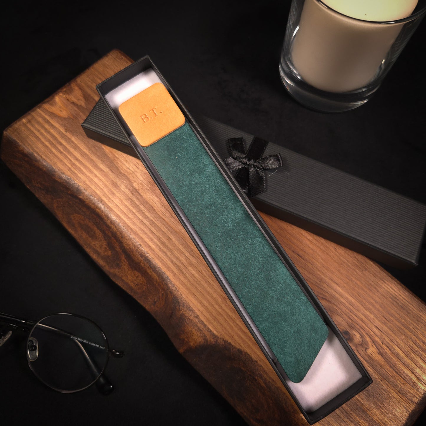 The Chapterkeeper Handmade Bookmark